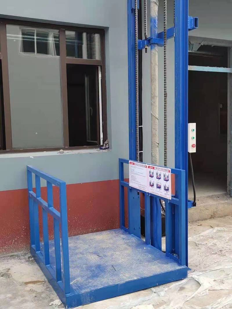 自贡工地货梯